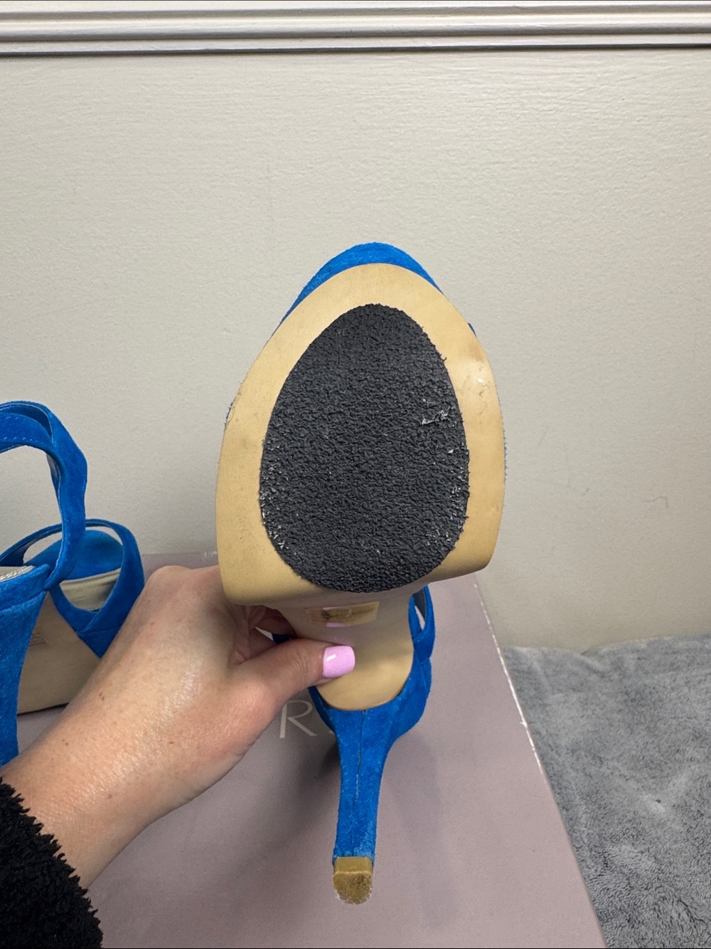 Bakers “Kay” Turquoise Suede Platform Heels - Size 7 - Picture 10 of 12